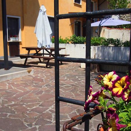 Apartamento Casale Mammarella LʼAquila Exterior foto